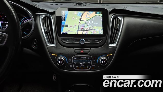 Chevrolet Malibu 2.0 Turbo LTZ Premium 2017 — фото 16