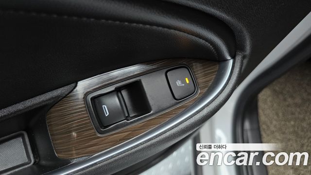 Chevrolet Malibu 2.0 Turbo LTZ Premium 2017 — фото 31