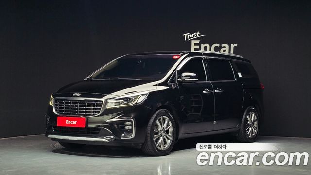 Kia Carnival 7-Seater Limousine President 2019 — фото 1
