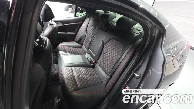 Genesis G70 3.3T Sport AWD Prestige 2019 — фото 32