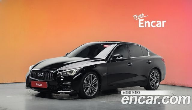Infiniti Q50 3.5 Hybrid Essence
