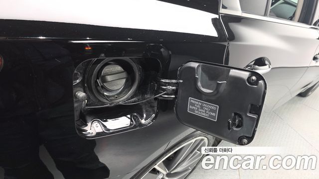 Infiniti Q50 3.5 Hybrid Essence 2015 — фото 28