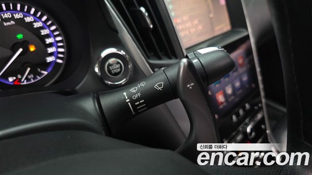 Infiniti Q50 3.5 Hybrid Essence 2015 — фото 29