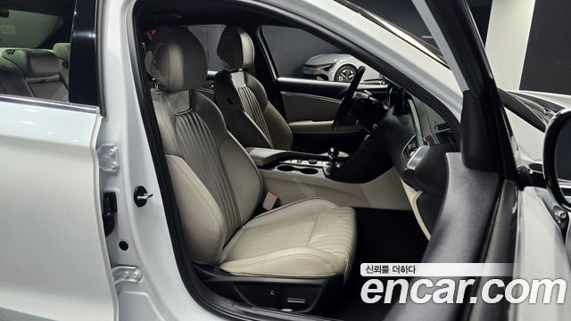 Genesis G70 Gasoline 2.0T 2WD 2023 — фото 10