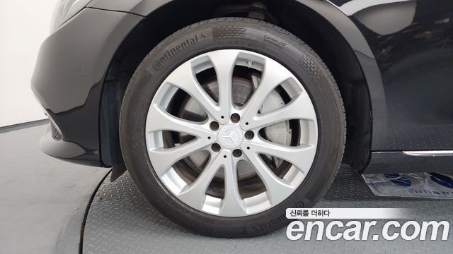 Mercedes-Benz E-Class (W213) E300 Exclusive 2019 — фото 5