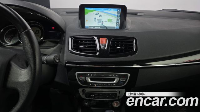Renault Korea SM3 Neo RE 2016 — фото 17
