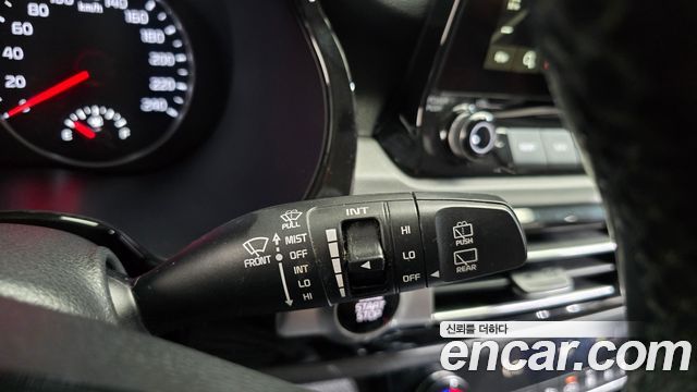 Kia Seltos Diesel 1.6 2WD Trendy 2022 — фото 20
