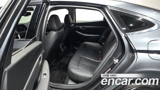 Hyundai Sonata (DN8) 2.0 Modern 2023 — фото 12