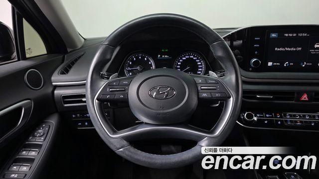 Hyundai Sonata (DN8) 2.0 Modern 2023 — фото 13