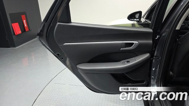 Hyundai Sonata (DN8) 2.0 Modern 2023 — фото 25