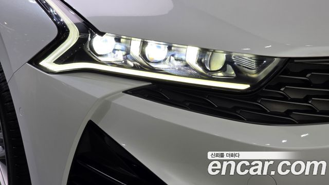 Kia K5 (III) 1.6 Turbo Signature 2020 — фото 28