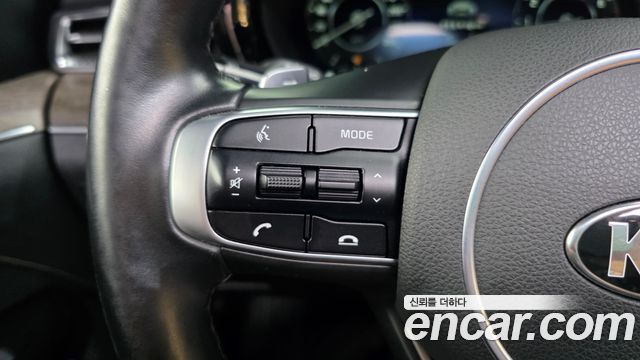 Kia K5 (III) 1.6 Turbo Signature 2020 — фото 39