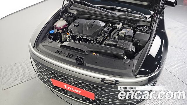 Hyundai Grandeur (GN7) 2,5 Gasoline 2WD Premium 2023 — фото 6