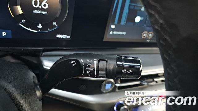 Hyundai Grandeur (GN7) 2,5 Gasoline 2WD Premium 2023 — фото 13