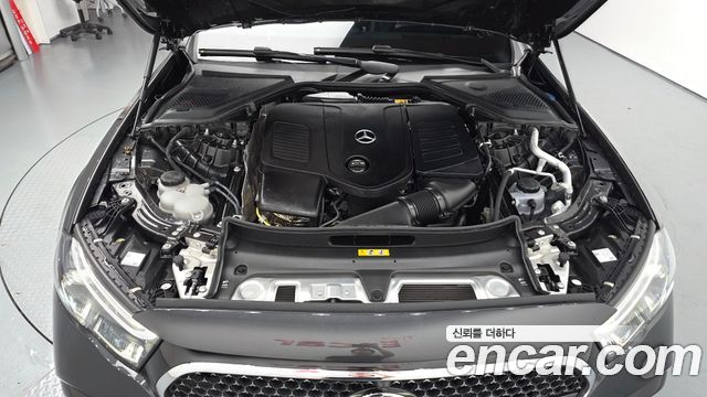 Mercedes-Benz E-Class (W214) E300 4MATIC AMG Line 2025 — фото 6