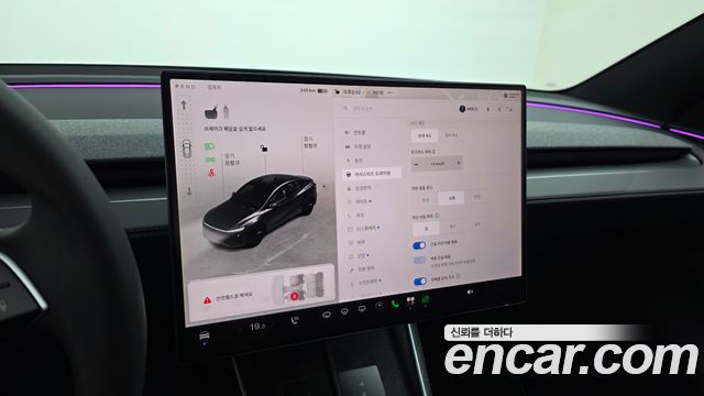 Tesla Model Y Premium Long Range AWD 2026 — фото 17