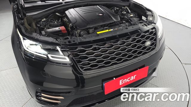 Land Rover Range Rover Velar 2.0 D240 R-Dynamic SE 2019 — фото 6