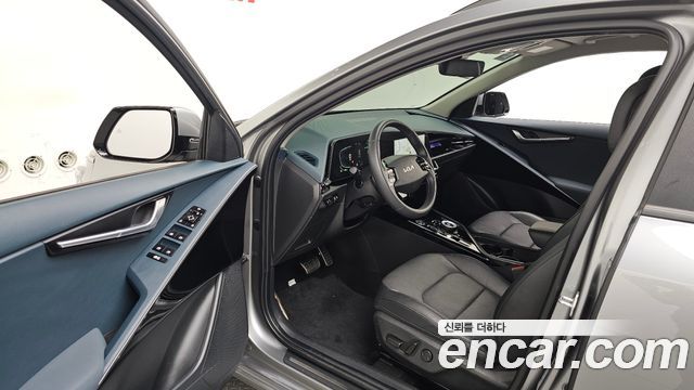 Kia Niro Signature 2024 — фото 10