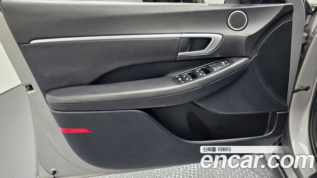 Hyundai Sonata (DN8) 2.0 LPG(rental car) Style 2022 — фото 24