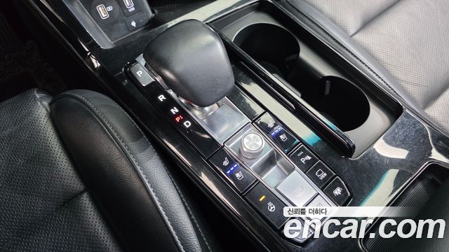 Kia K7 Premier 3.0 LPI Prestige(Rented) 2020 — фото 9