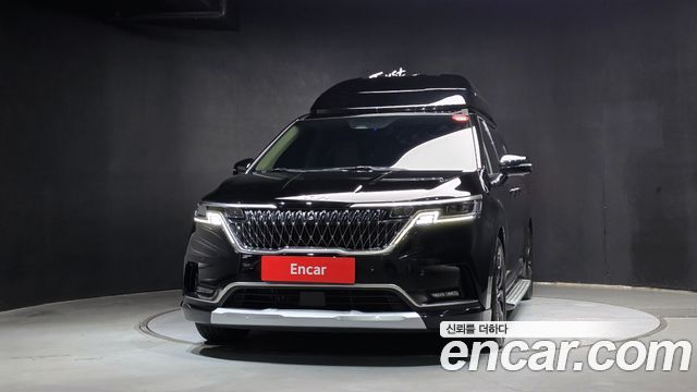 Kia Carnival (IV) Gasoline 4-Seater Hi-Limousine Signature 2023 — фото 3