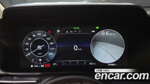 Kia Carnival (IV) Gasoline 4-Seater Hi-Limousine Signature 2023 — фото 8