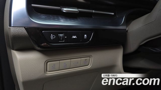 Kia Carnival (IV) Gasoline 4-Seater Hi-Limousine Signature 2023 — фото 17
