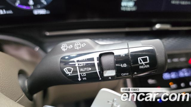 Kia Carnival (IV) Gasoline 4-Seater Hi-Limousine Signature 2023 — фото 19
