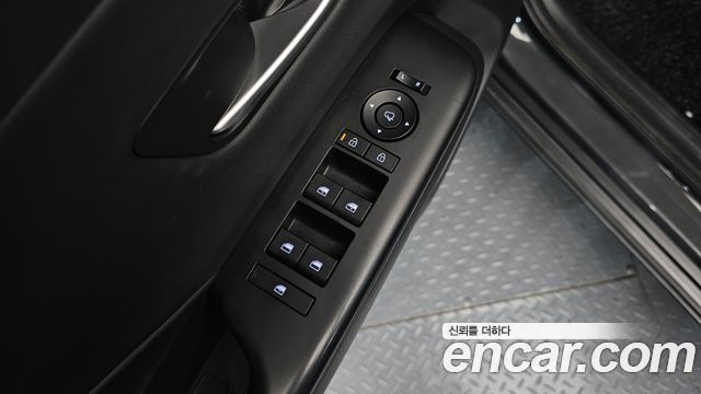 Hyundai Kona (SX2) Gasoline 1.6 Turbo 2WD Premium 2025 — фото 17