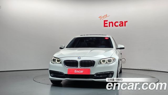 BMW 5 Series (F10) 528i Luxury Plus 2016 — фото 3