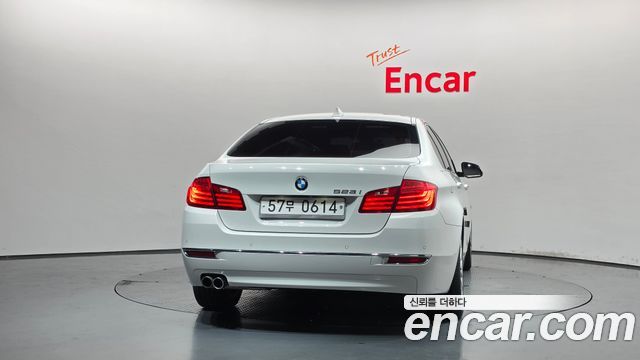 BMW 5 Series (F10) 528i Luxury Plus 2016 — фото 4