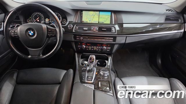 BMW 5 Series (F10) 528i Luxury Plus 2016 — фото 7