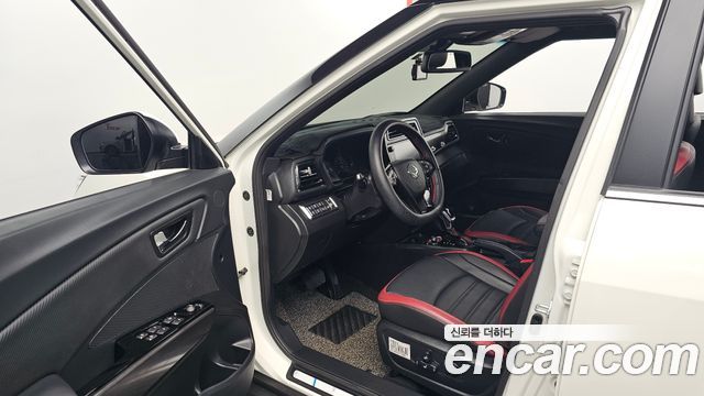 KG Mobility (SsangYong) Very New Tivoli Gasoline 1.5 2WD V7 2020 — фото 10