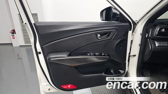KG Mobility (SsangYong) Very New Tivoli Gasoline 1.5 2WD V7 2020 — фото 24