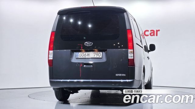 Hyundai Staria Cargo 5-Seater Modern 2022 — фото 4