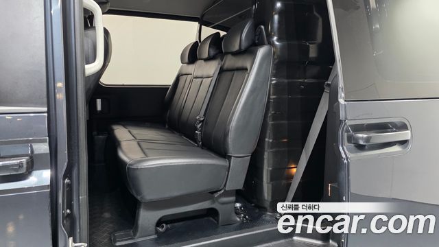 Hyundai Staria Cargo 5-Seater Modern 2022 — фото 12