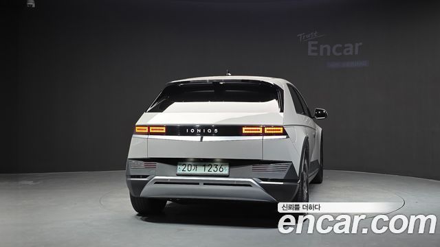 Hyundai Ioniq 5 Long range Exclusive 2022 — фото 4