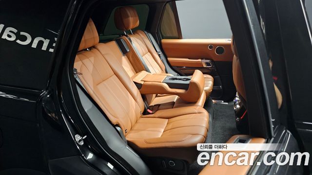 Land Rover Range Rover (IV) 4.4 SDV8 AB DIESEL 2017 — фото 11