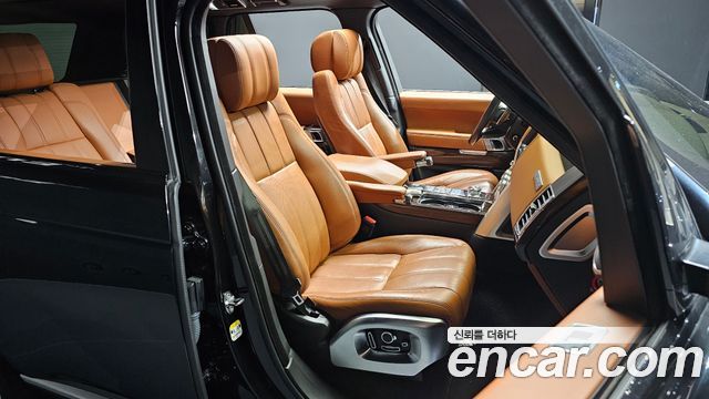 Land Rover Range Rover (IV) 4.4 SDV8 AB DIESEL 2017 — фото 12