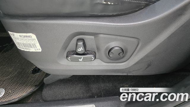 KG Mobility (SsangYong) Rexton Sports Diesel 2.2 4WD Prestige 2022 — фото 32