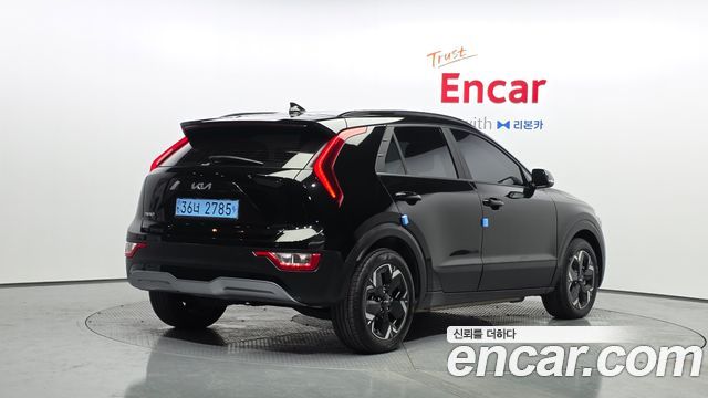 Kia Niro EV Air 2024 — фото 2