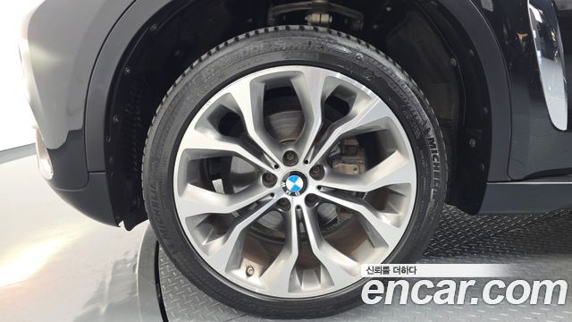 BMW X6 (F16) xDrive 30d 2018 — фото 5