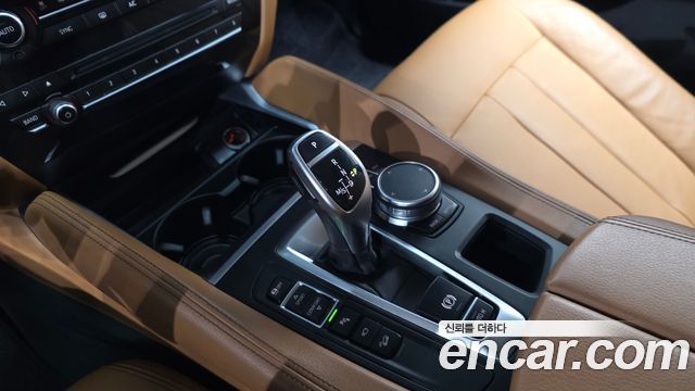BMW X6 (F16) xDrive 30d 2018 — фото 9