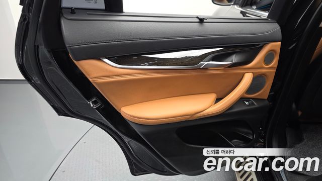 BMW X6 (F16) xDrive 30d 2018 — фото 25
