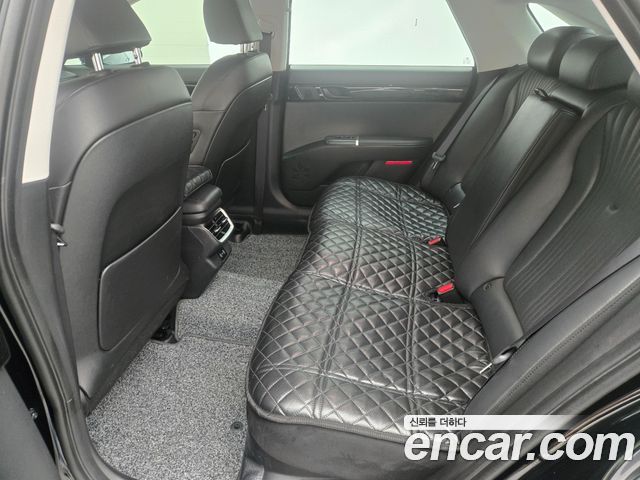 Hyundai Grandeur (GN7) 3.5 LPG 2WD (Taxi) Deluxe 2023 — фото 16