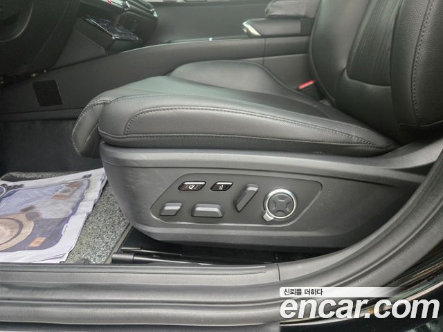 Hyundai Grandeur (GN7) 3.5 LPG 2WD (Taxi) Deluxe 2023 — фото 22