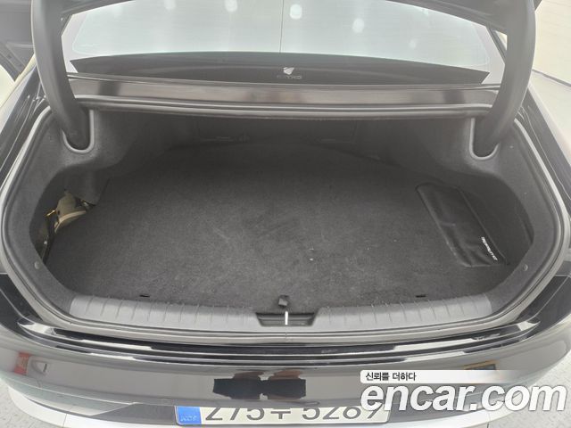 Hyundai Grandeur (GN7) 3.5 LPG 2WD (Taxi) Deluxe 2023 — фото 24