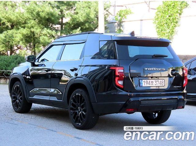 KG Mobility (SsangYong) Torres Gasoline 1.5 2WD Black Edition 2024 — фото 3