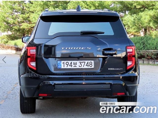KG Mobility (SsangYong) Torres Gasoline 1.5 2WD Black Edition 2024 — фото 4
