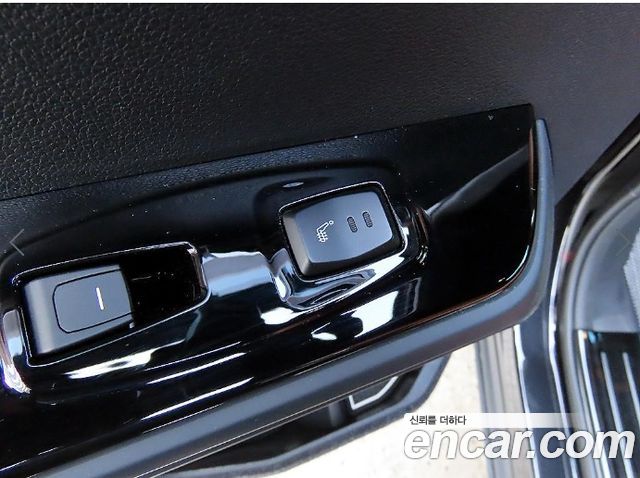 KG Mobility (SsangYong) Torres Gasoline 1.5 2WD Black Edition 2024 — фото 19
